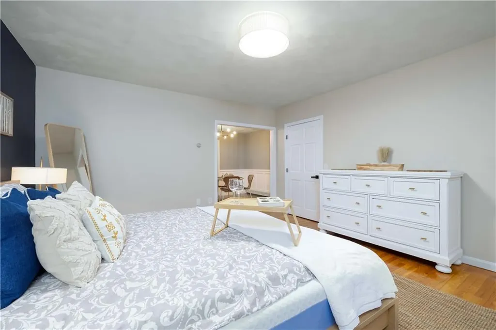 20 Barker Avenue Warren RI 02885