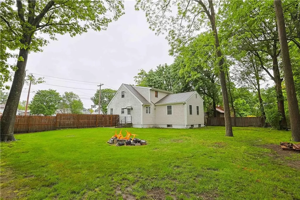 20 Barker Avenue Warren RI 02885
