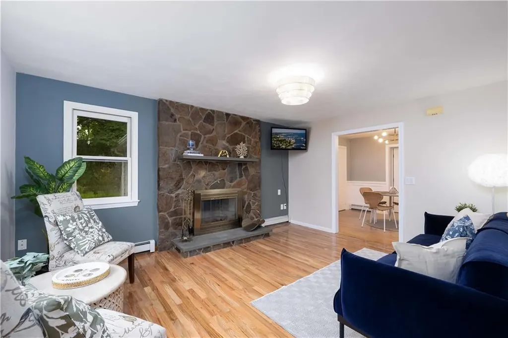 20 Barker Avenue Warren RI 02885