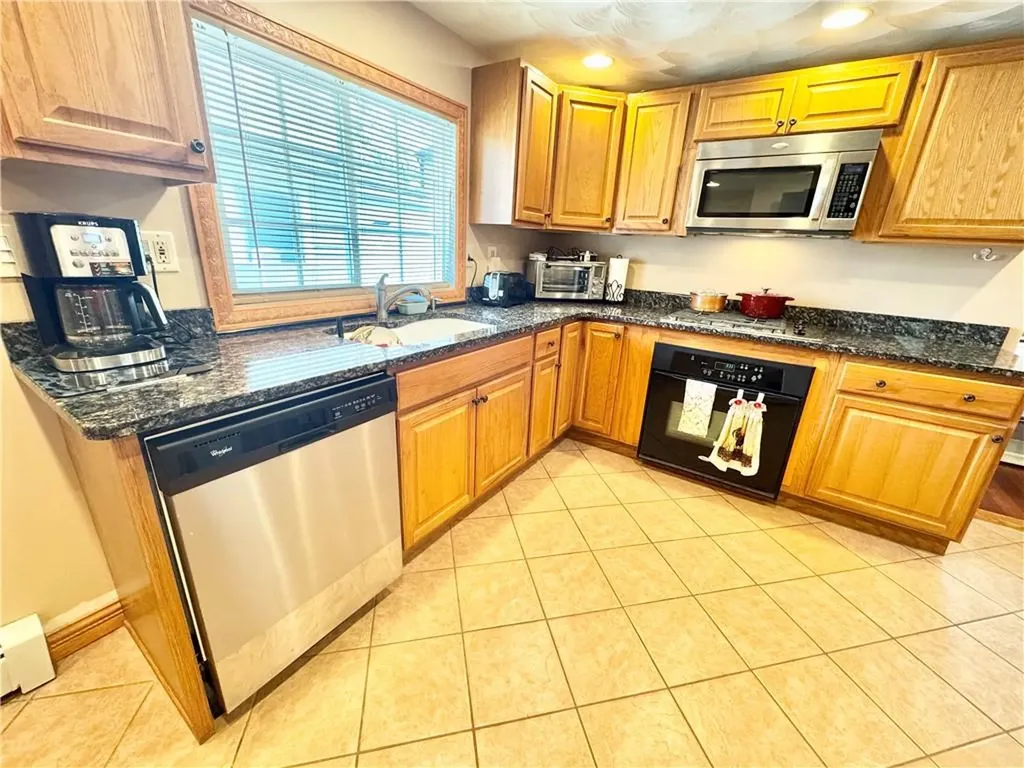 50 Washington Avenue Avenue East Providence RI 02915