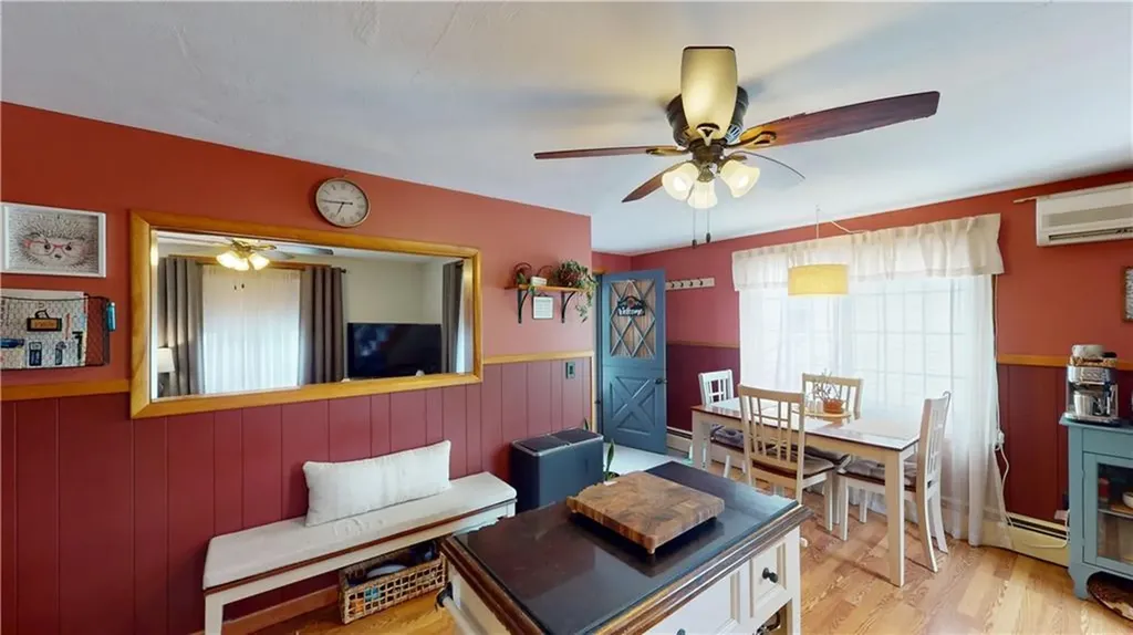 26 Urquhart Street West Warwick RI 02893