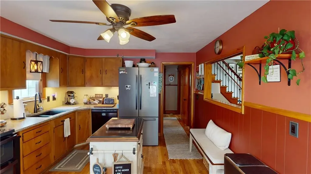 26 Urquhart Street West Warwick RI 02893