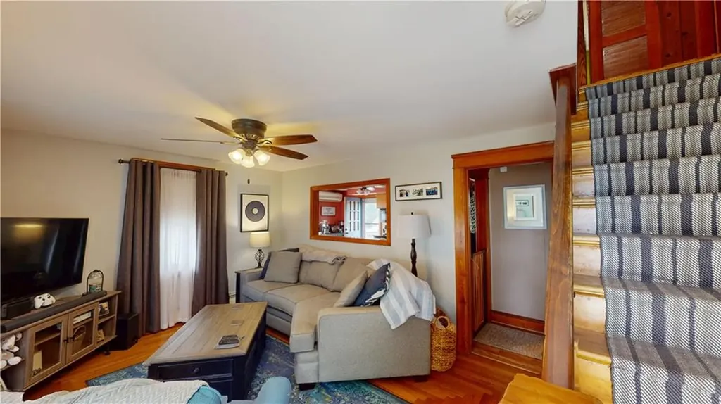 26 Urquhart Street West Warwick RI 02893
