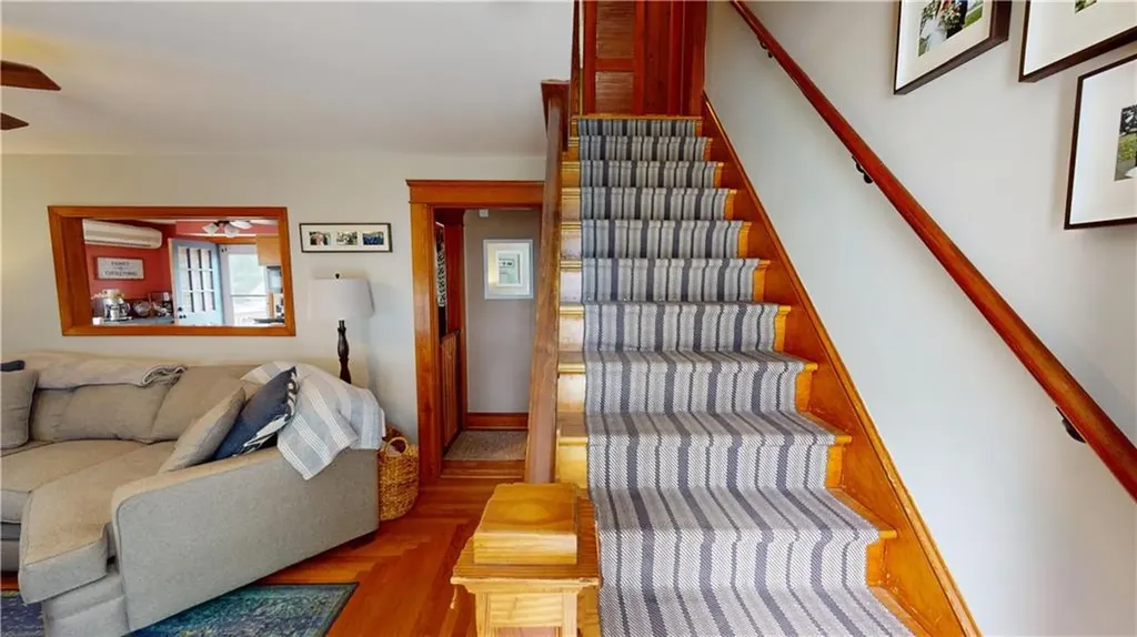 26 Urquhart Street West Warwick RI 02893