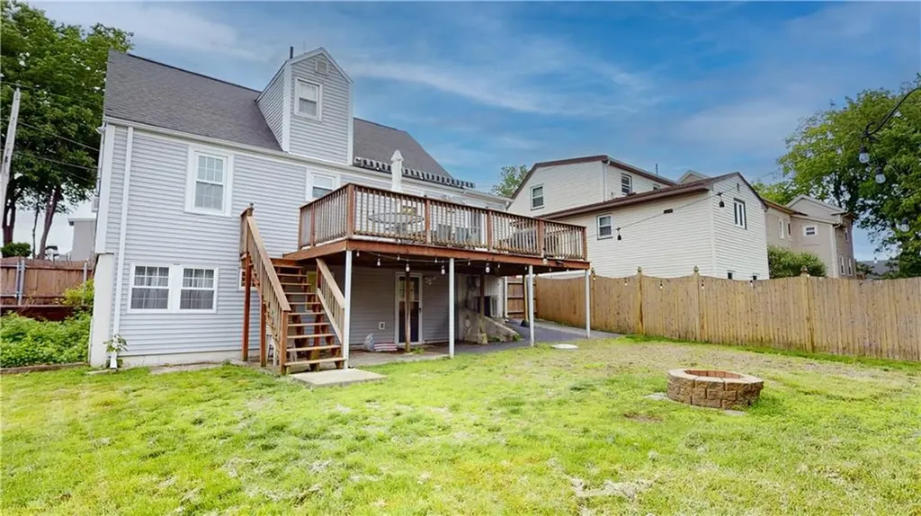26 Urquhart Street West Warwick RI 02893