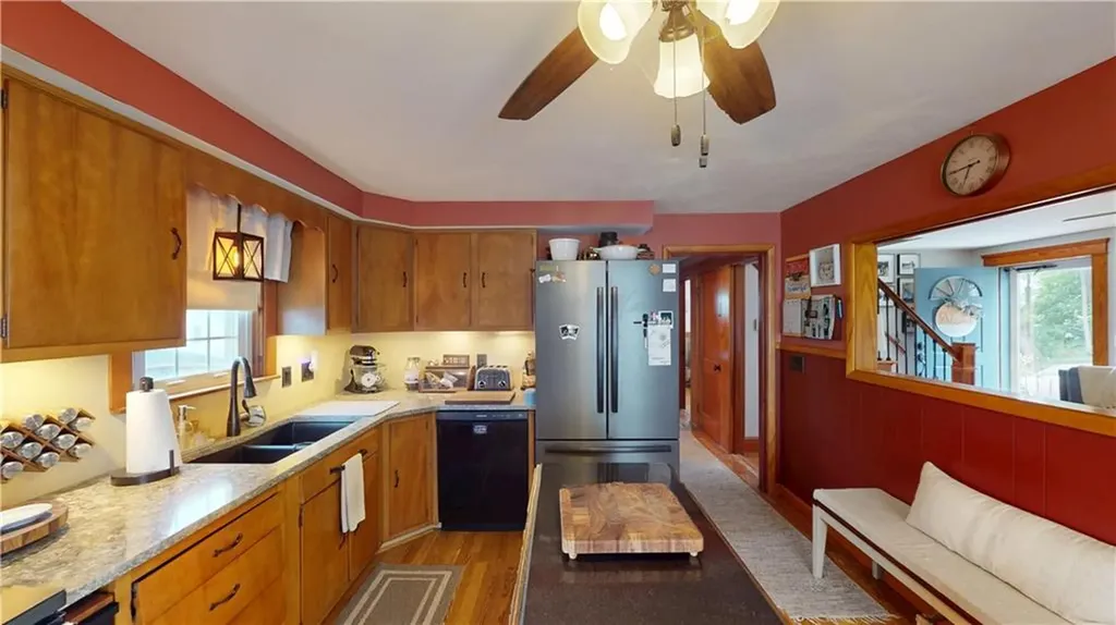 26 Urquhart Street West Warwick RI 02893