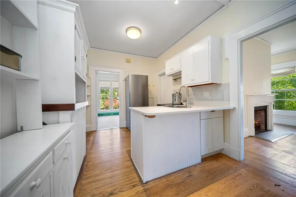 33 Kay Street Newport RI 02840