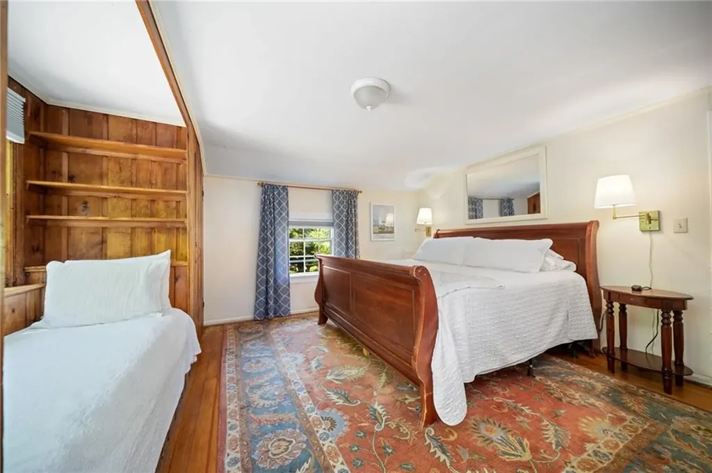33 Kay Street Newport RI 02840