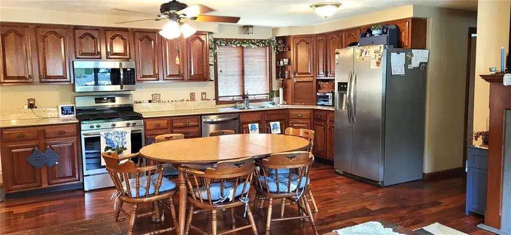 6 Colonial Road Coventry RI 02816