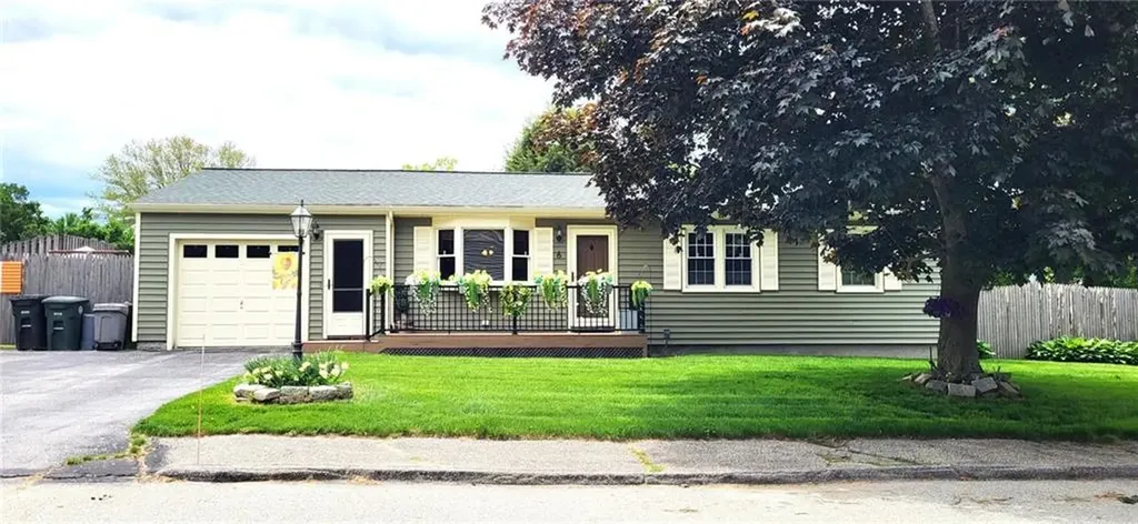 6 Colonial Road Coventry RI 02816