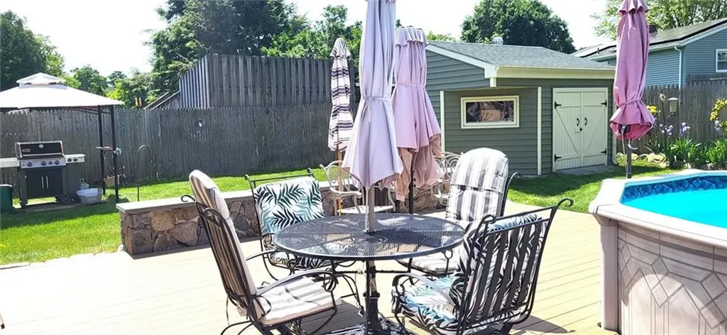 6 Colonial Road Coventry RI 02816