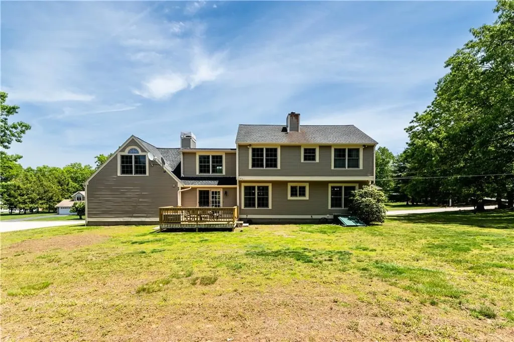 15 Caraway Drive Johnston RI 02919