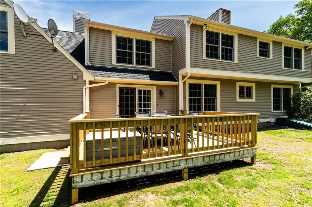 15 Caraway Drive Johnston RI 02919