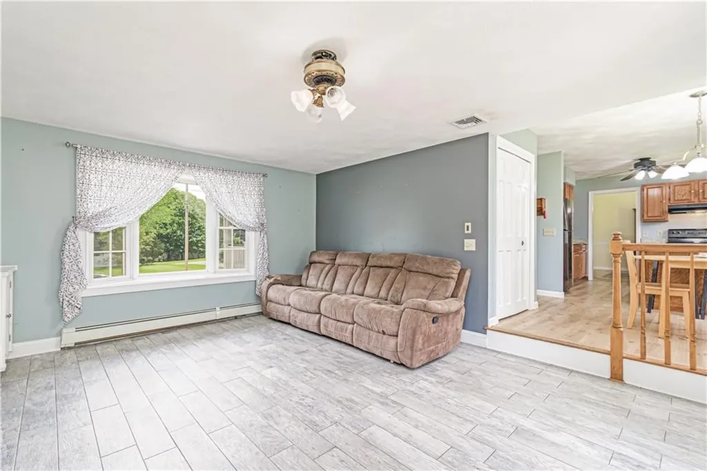 15 Caraway Drive Johnston RI 02919