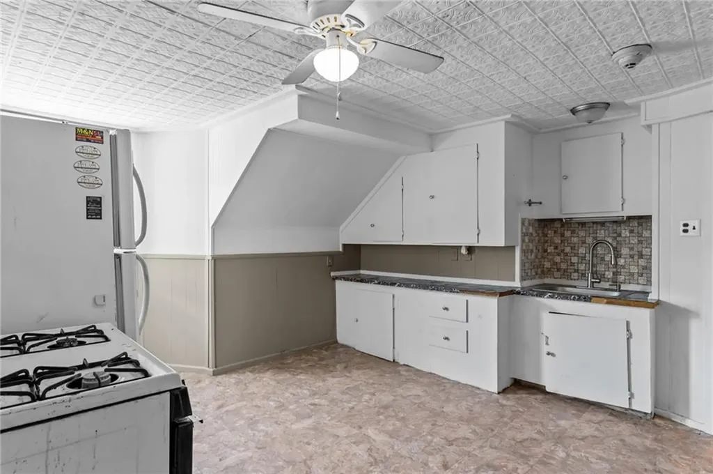 244 Paradis Avenue Woonsocket RI 02895