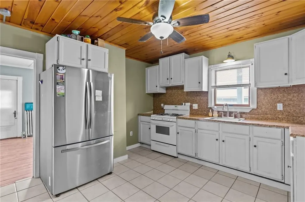244 Paradis Avenue Woonsocket RI 02895