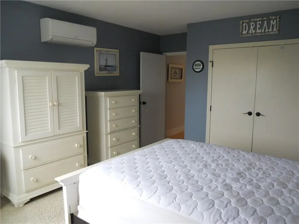 1302 Capella South Street Newport RI 02840