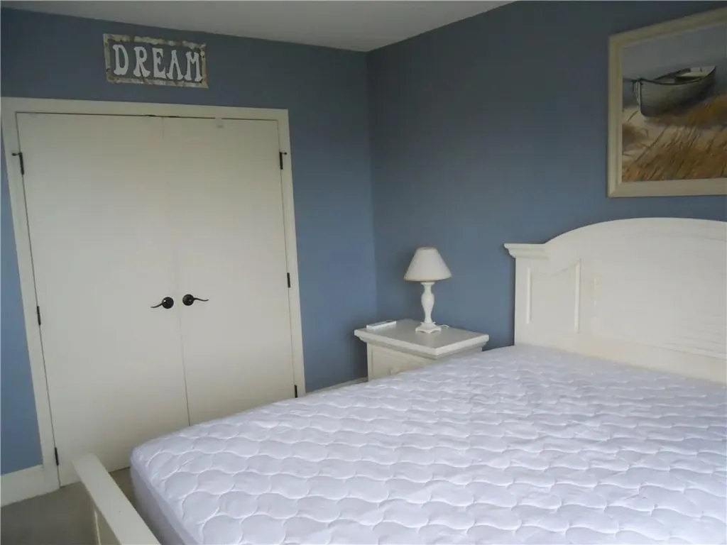 1302 Capella South Street Newport RI 02840