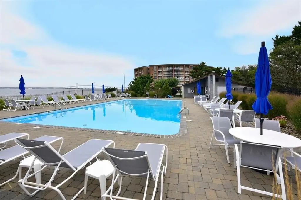 1302 Capella South Street Newport RI 02840