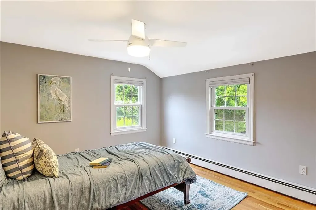 15 Lafayette Road Barrington RI 02806