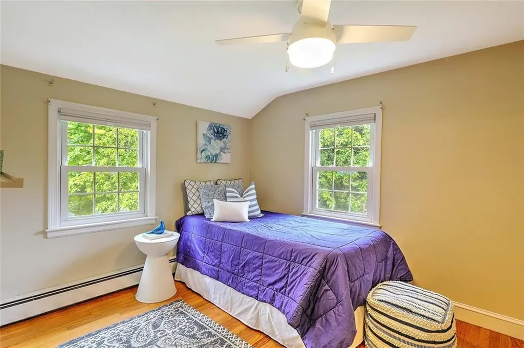 15 Lafayette Road Barrington RI 02806
