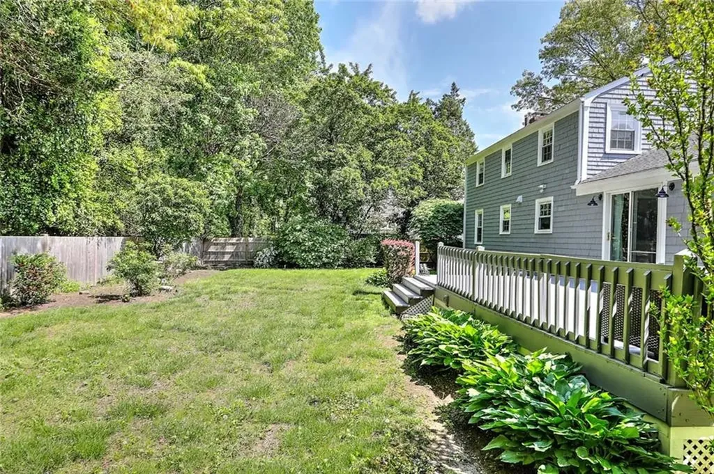 15 Lafayette Road Barrington RI 02806