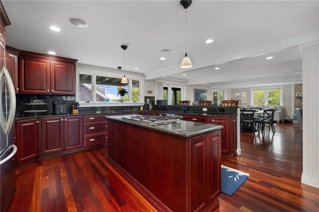 129 Sand Hill Cove Road Narragansett RI 02882