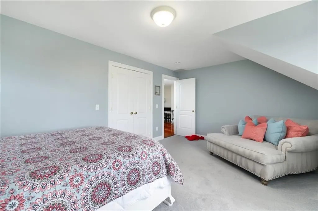 129 Sand Hill Cove Road Narragansett RI 02882