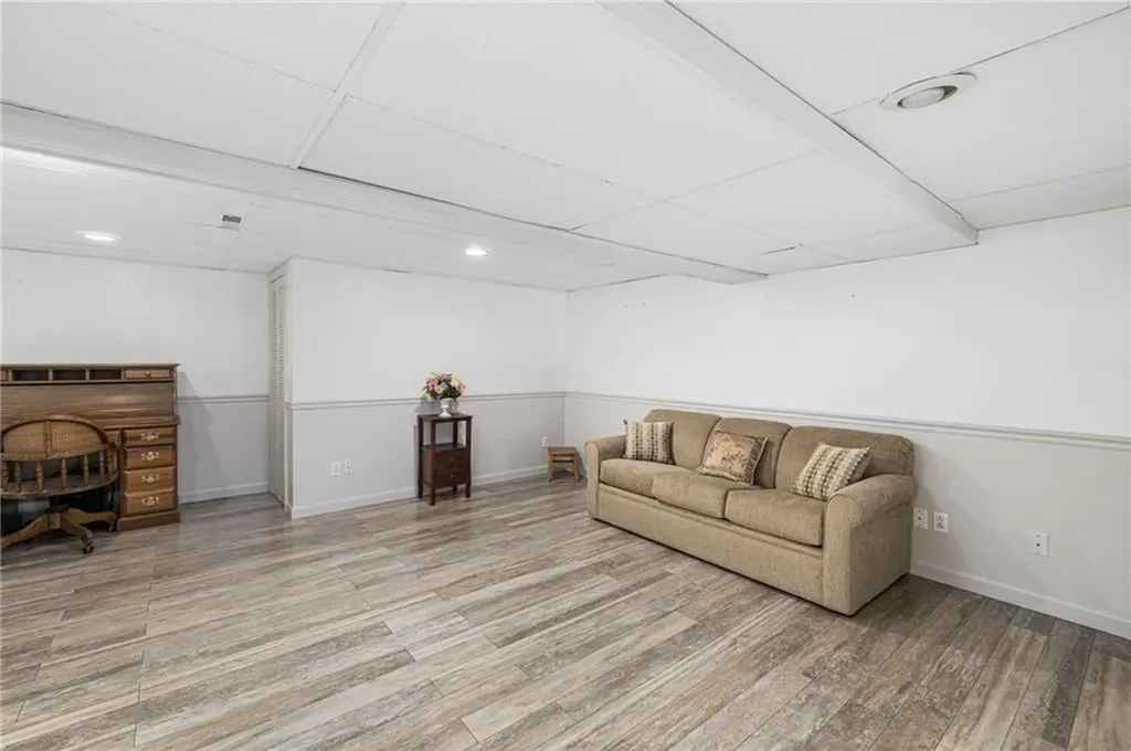 584 Blackrock Road Coventry RI 02816