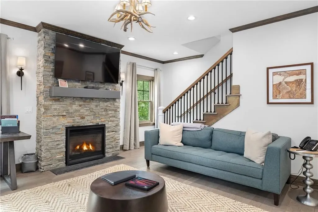 3 Gardenia Drive Richmond RI 02898