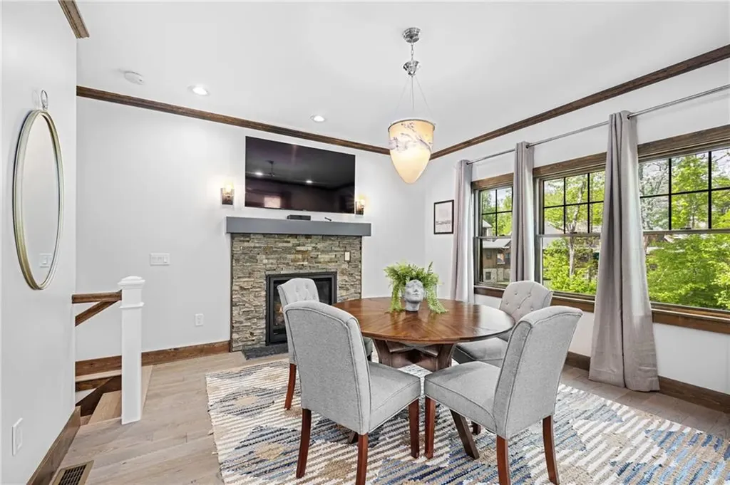 3 Gardenia Drive Richmond RI 02898