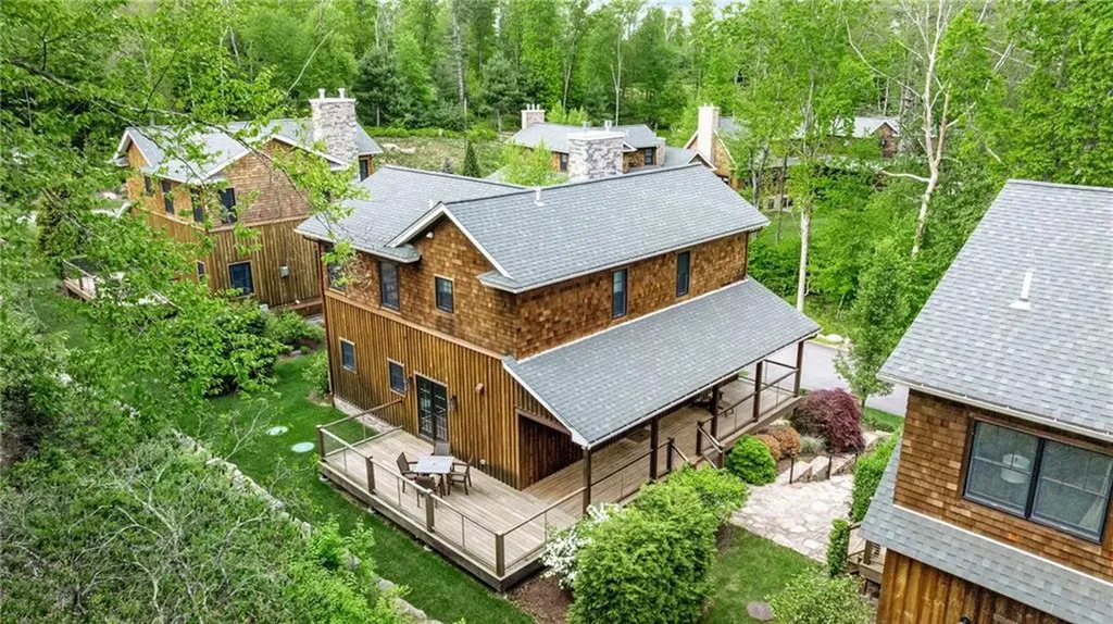 3 Gardenia Drive Richmond RI 02898