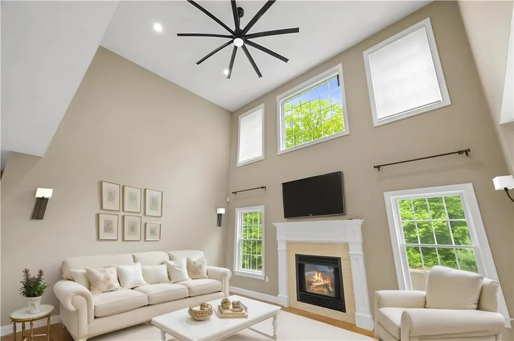 51 Womantam Lane Cumberland RI 02864