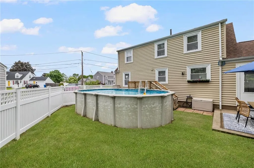 141 Plantation Drive Cranston RI 02920