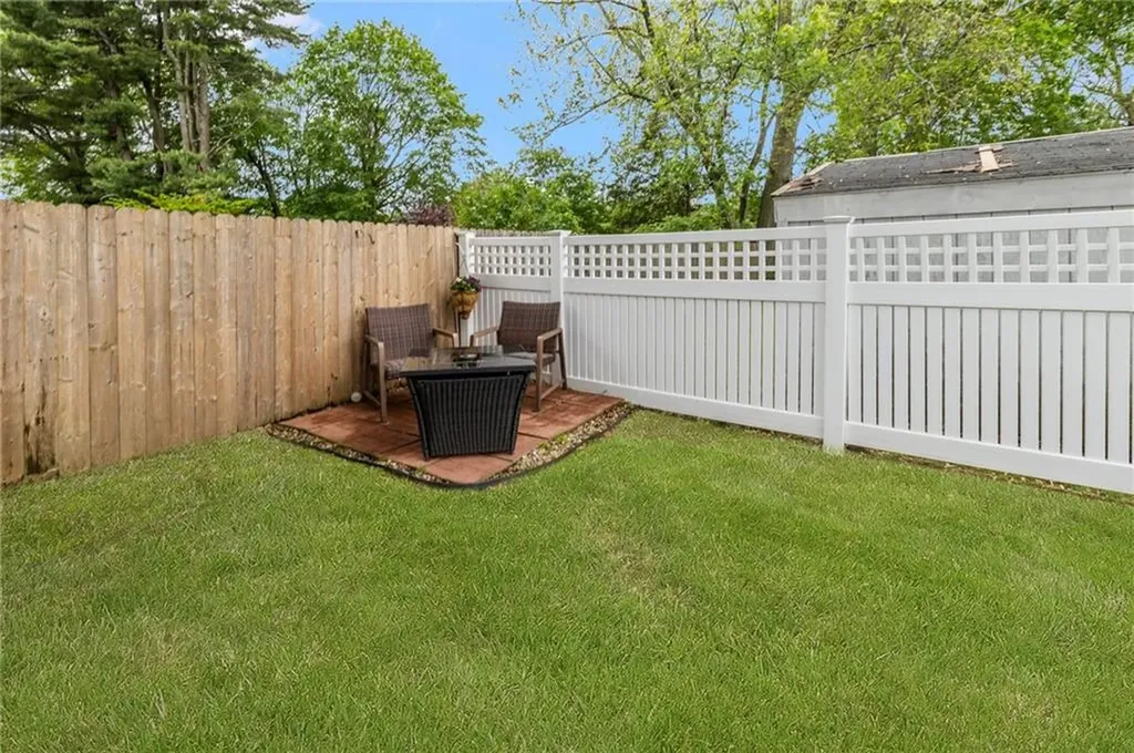 141 Plantation Drive Cranston RI 02920