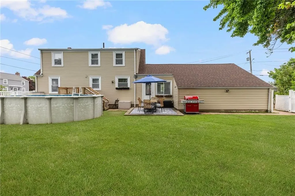 141 Plantation Drive Cranston RI 02920