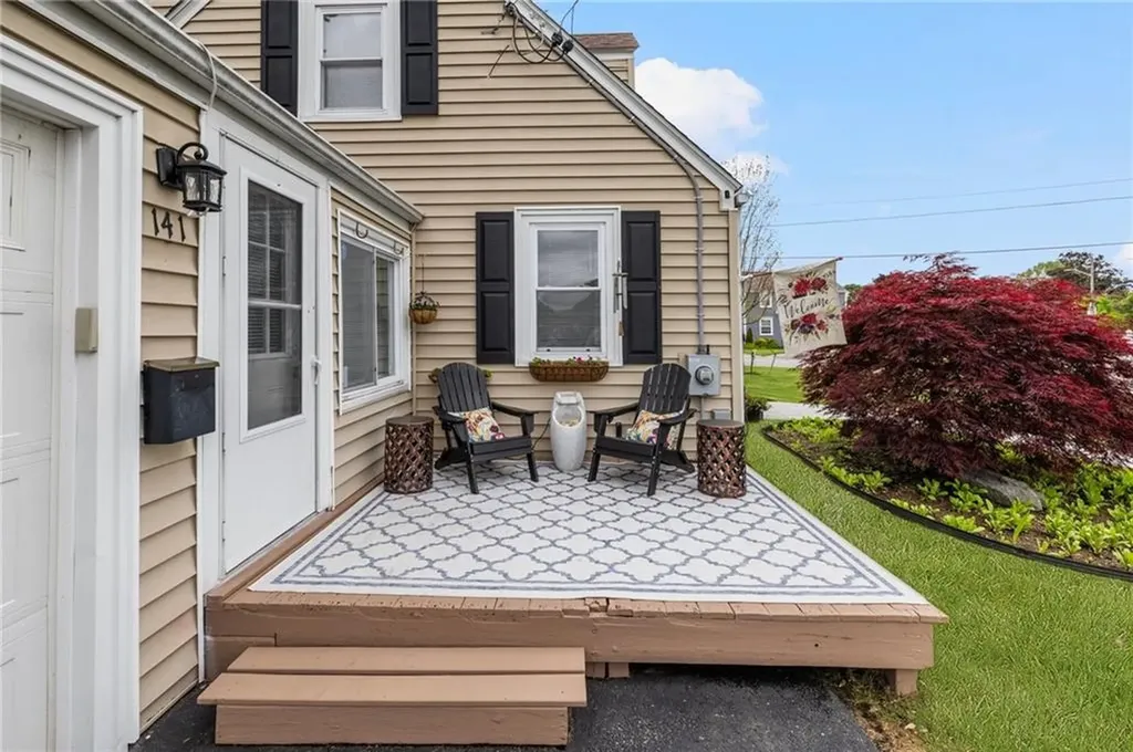 141 Plantation Drive Cranston RI 02920