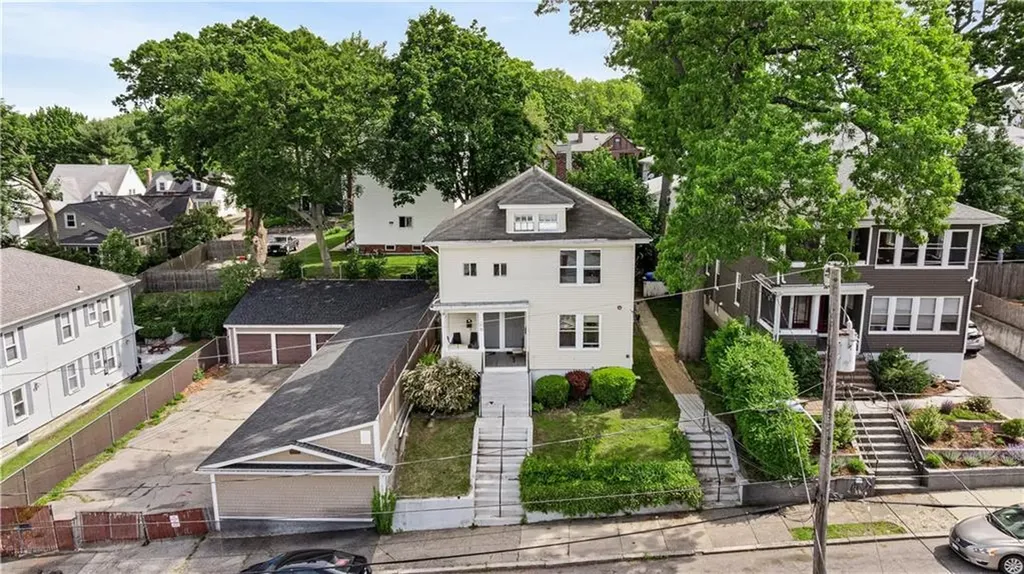23 Auburn Street Pawtucket RI 02860