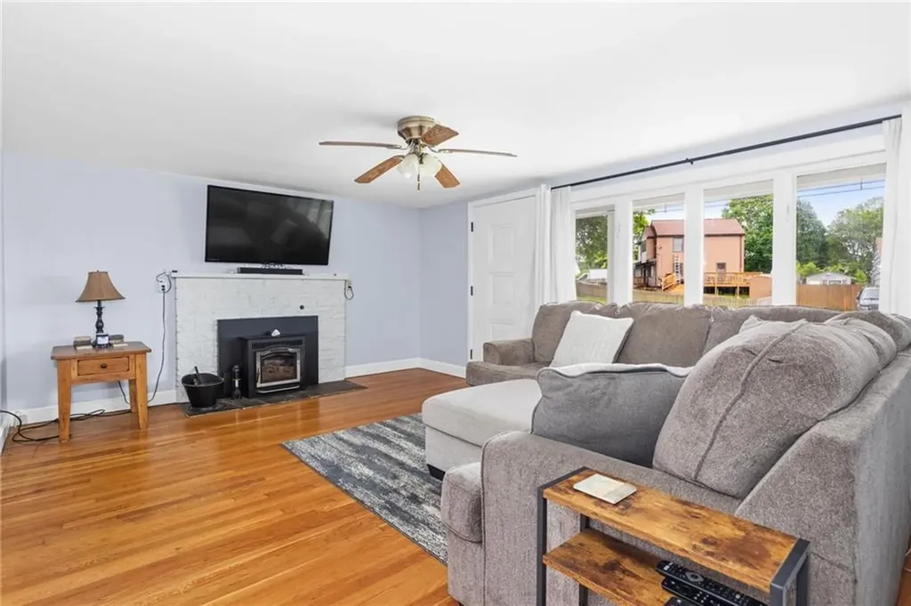 41 Valley View Drive Cumberland RI 02864