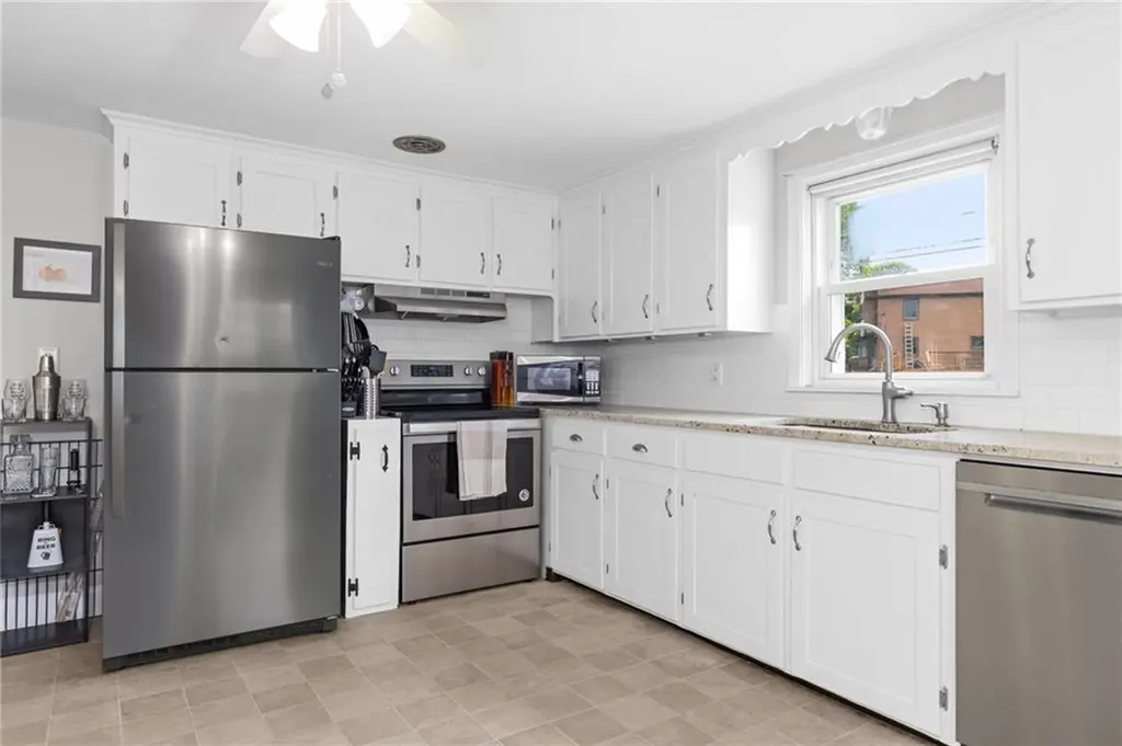 41 Valley View Drive Cumberland RI 02864