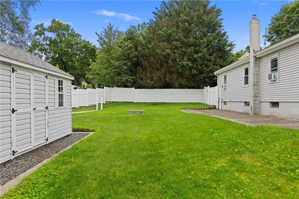 41 Valley View Drive Cumberland RI 02864