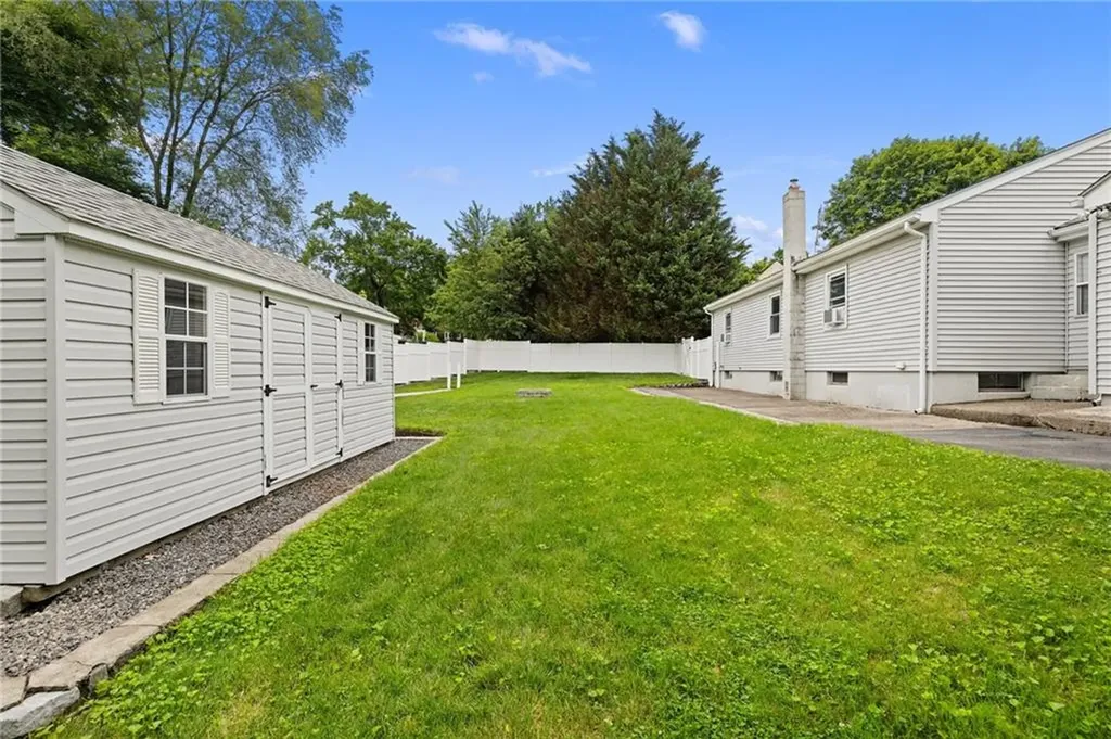 41 Valley View Drive Cumberland RI 02864