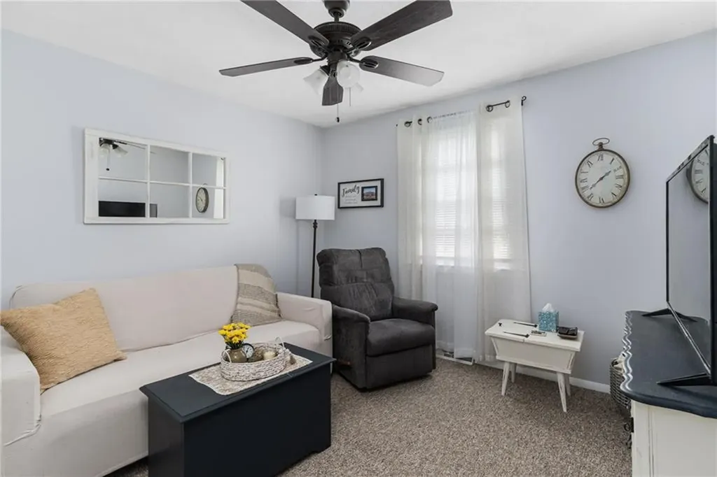 16 Westwood Drive Warwick RI 02889