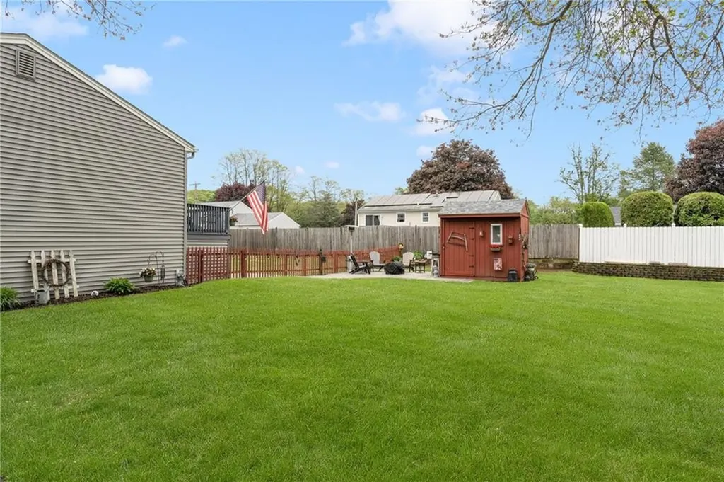 16 Westwood Drive Warwick RI 02889