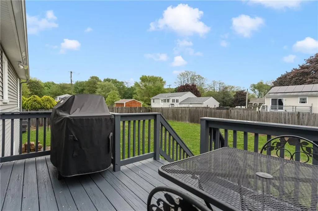 16 Westwood Drive Warwick RI 02889