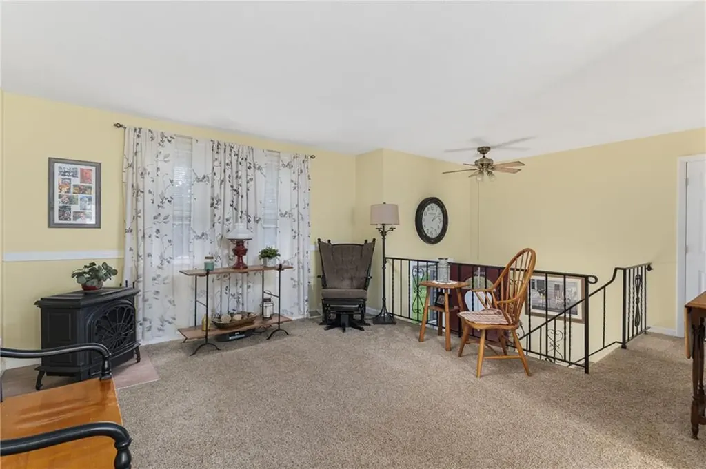 16 Westwood Drive Warwick RI 02889