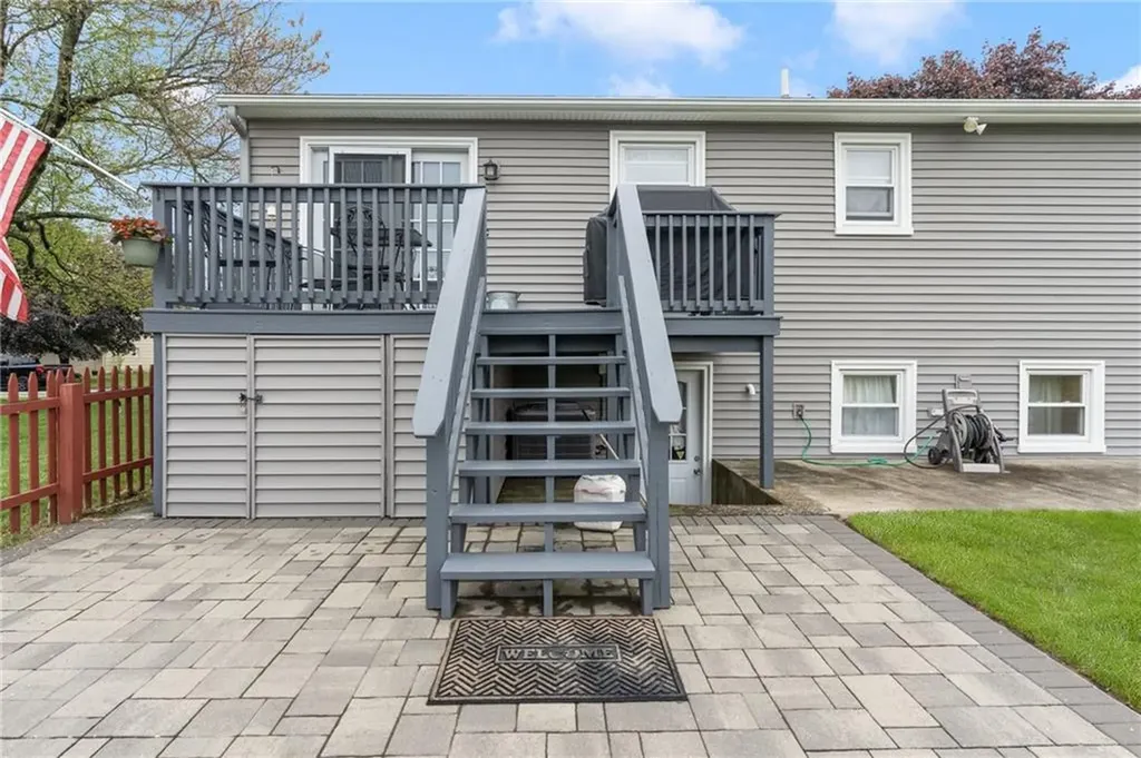 16 Westwood Drive Warwick RI 02889