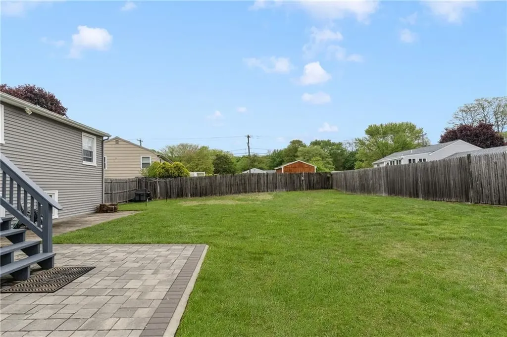 16 Westwood Drive Warwick RI 02889