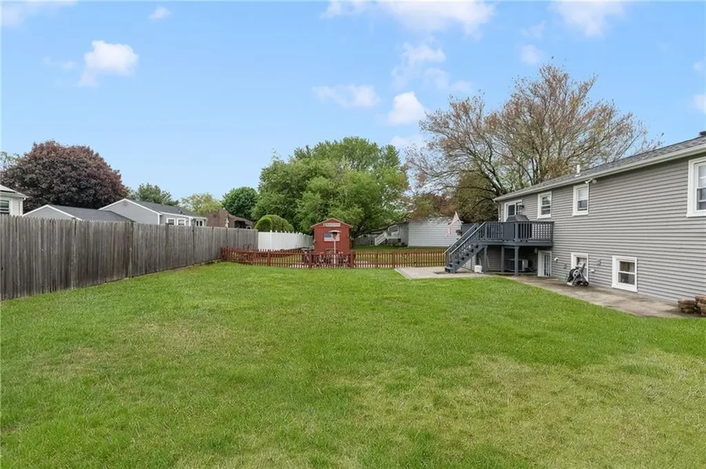 16 Westwood Drive Warwick RI 02889