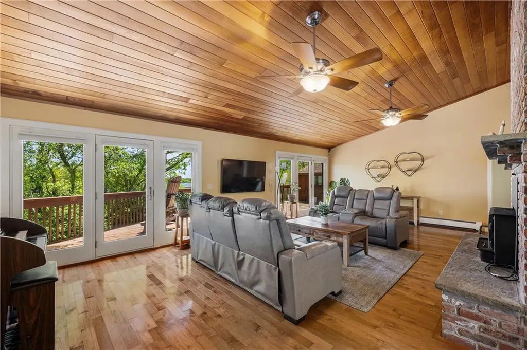 11 Cove Road Narragansett RI 02882